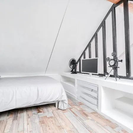 Le Soft Indus - Duplex Avec Parking Et Balcon Proche Aeroport Paris Cdg Montfermeil